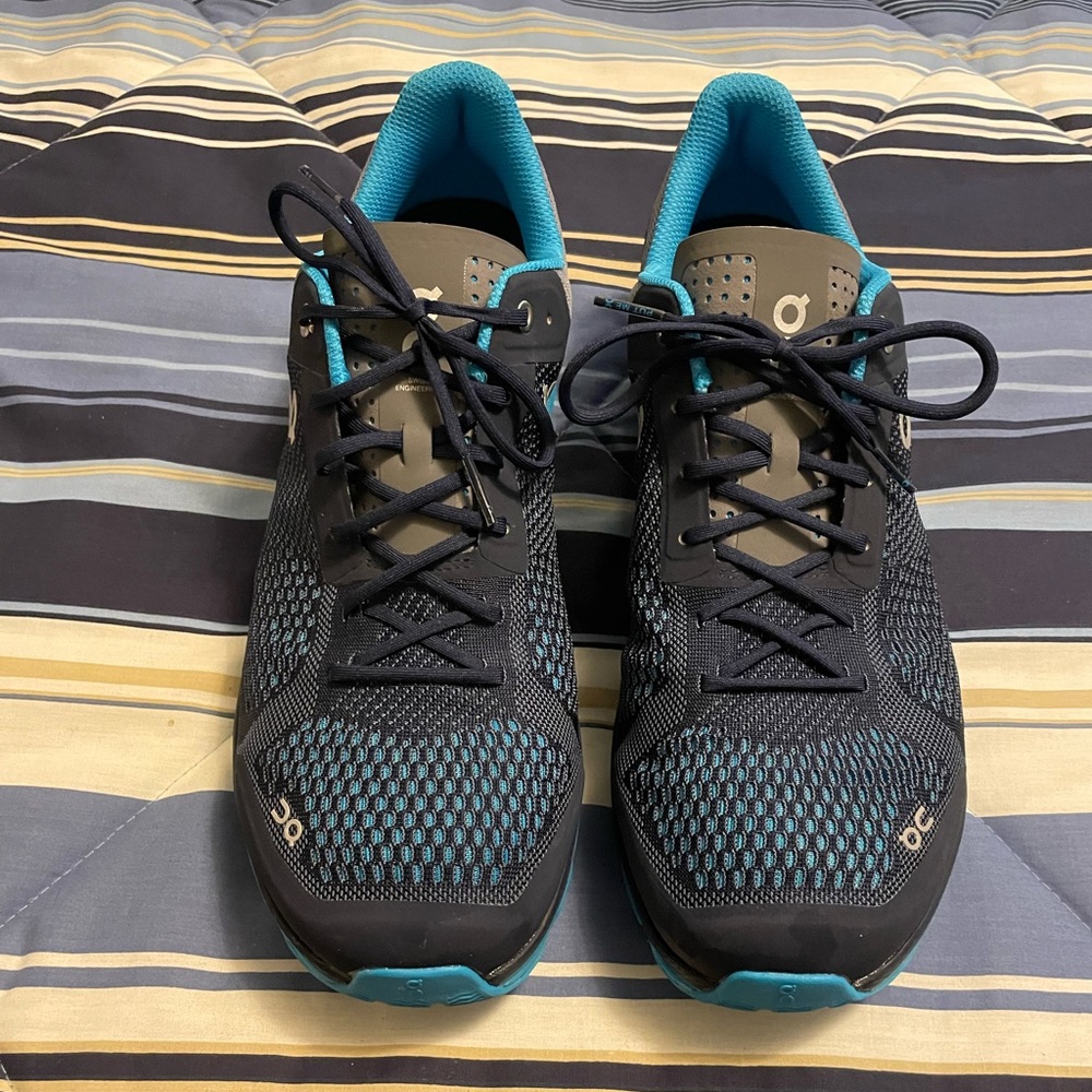 ON CloudSurfer Running Shoes 11.5M